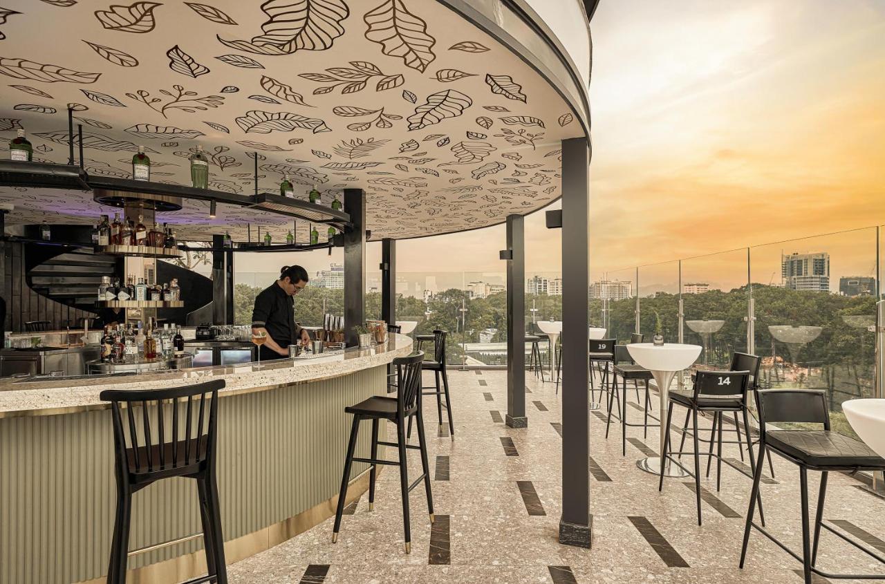 La Siesta Premium Saigon Hotel Ho Chi Minh City Exterior photo The Bar