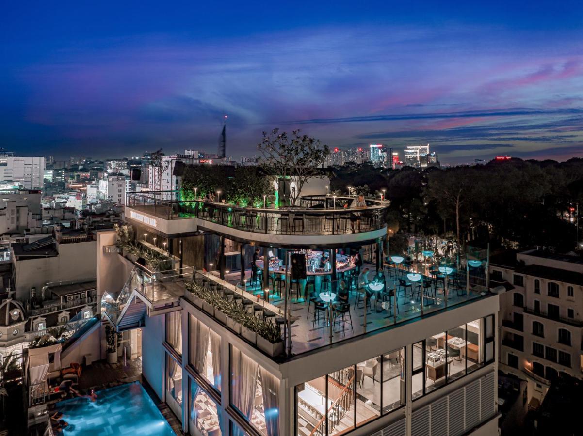 La Siesta Premium Saigon Hotel Ho Chi Minh City Exterior photo The rooftop bar at the Mandarin Oriental, Paris