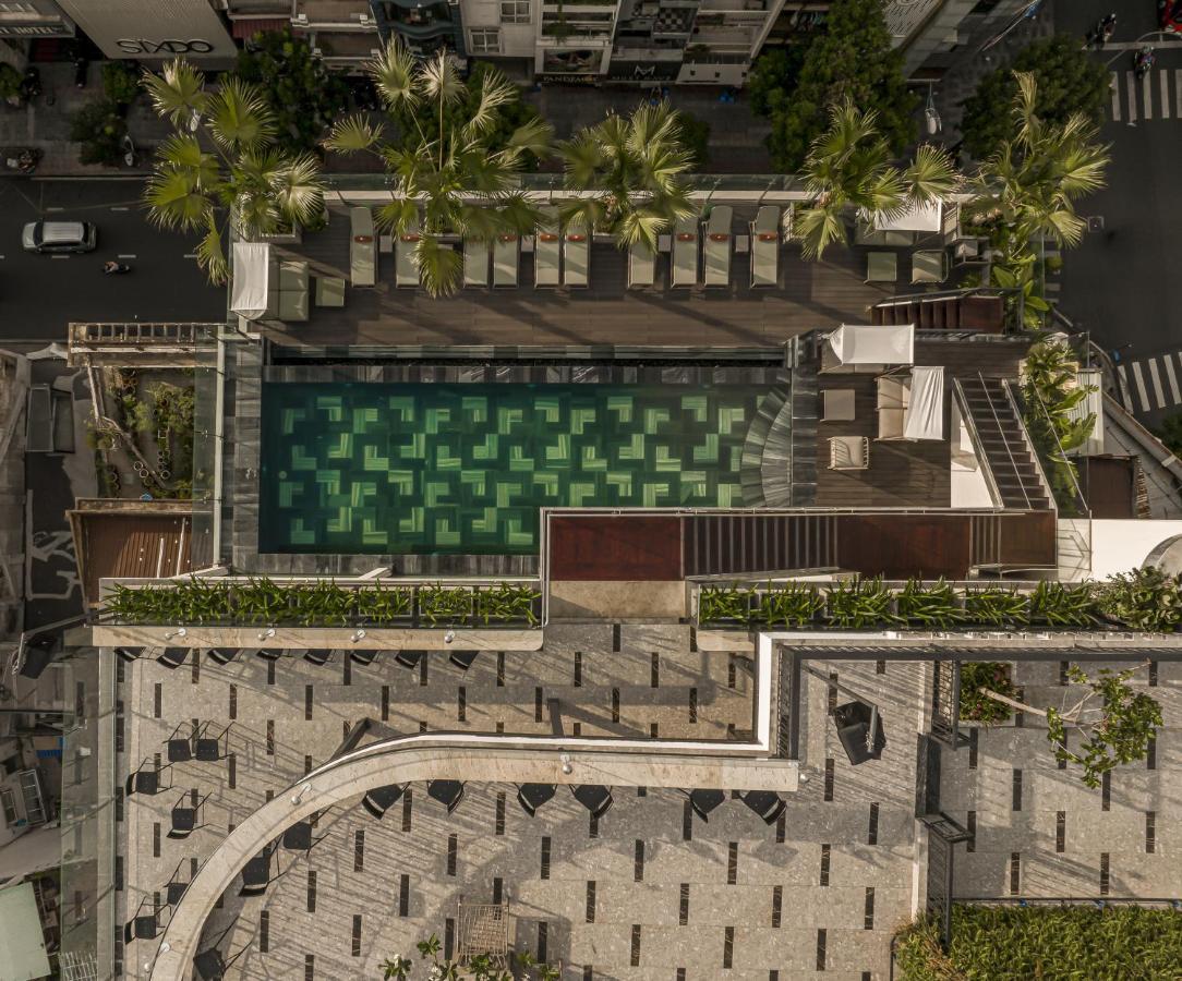 La Siesta Premium Saigon Hotel Ho Chi Minh City Exterior photo The rooftop pool at The Standard East Village