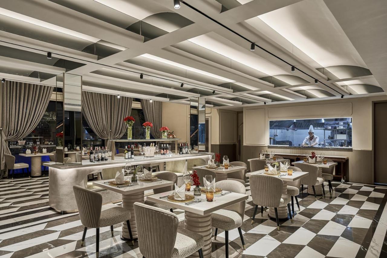 La Siesta Premium Saigon Hotel Ho Chi Minh City Exterior photo The restaurant